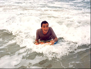 Ronaldo surfando